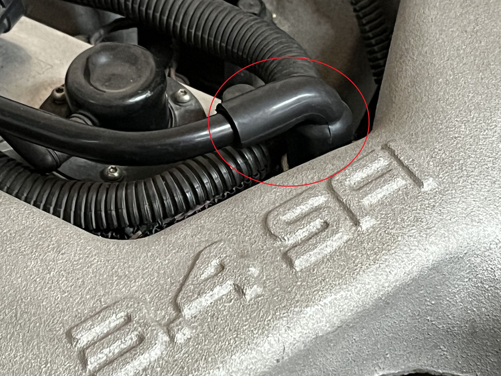 Elbow Engine Car PCV Rubber Elbow, Manifold front, SFI L32 3.4L V6 | BMC British ...
